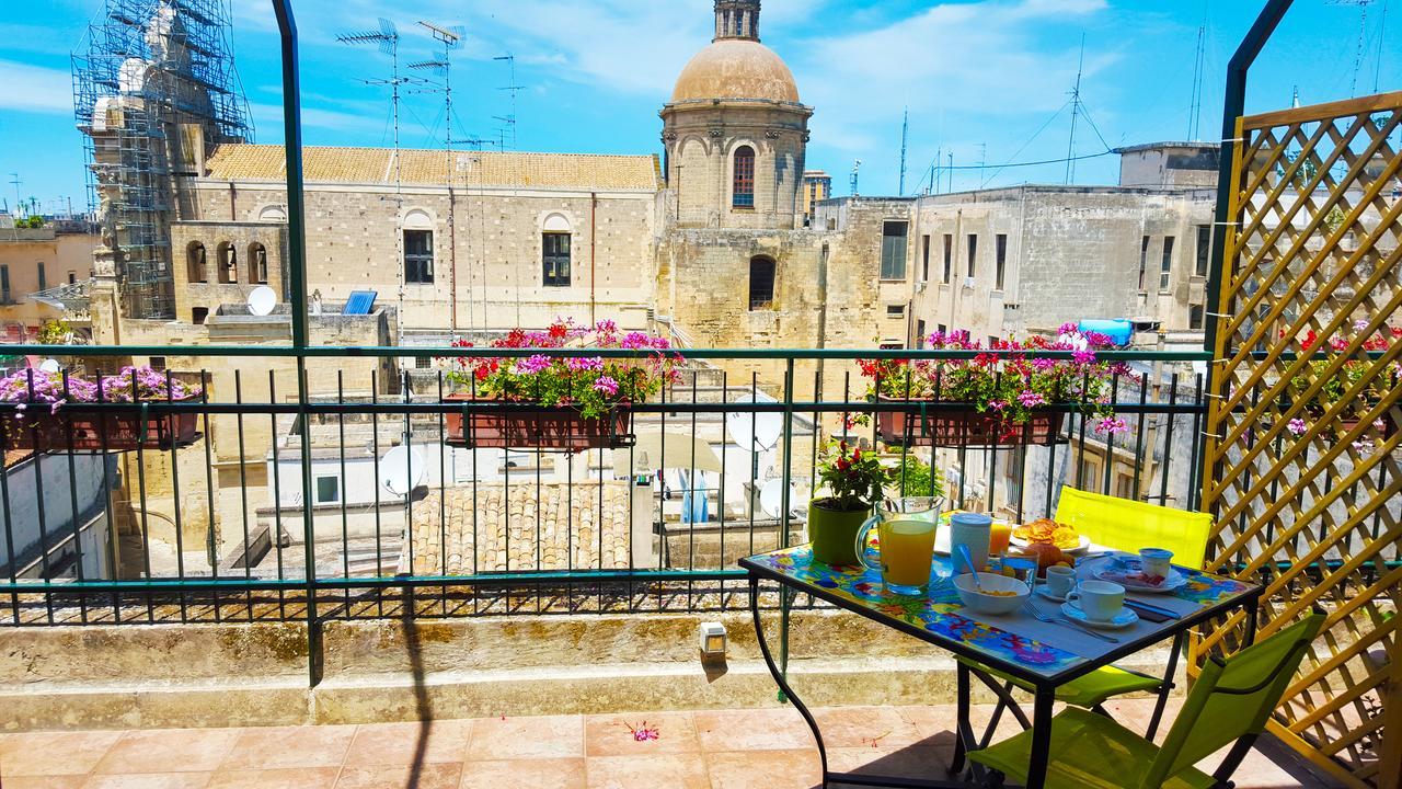 Bed and Breakfast Attico Barocco Lecce Zewnętrze zdjęcie
