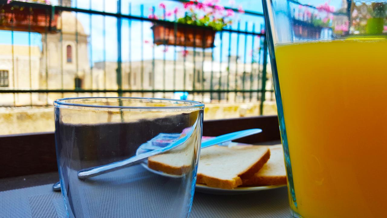 Bed and Breakfast Attico Barocco Lecce Zewnętrze zdjęcie